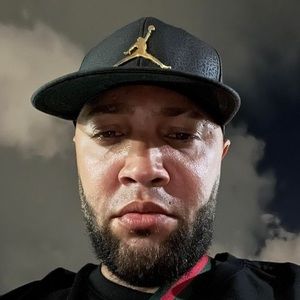 Meet your Posher, Ernesto